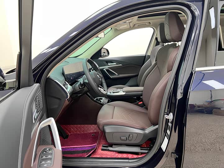 Фото 16 - BMW X1