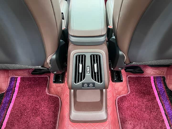 Фото 20 - BMW X1