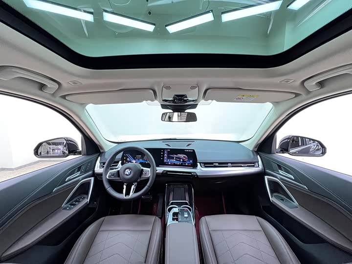 Фото 21 - BMW X1