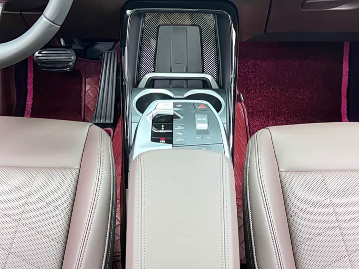 Фото 25 - BMW X1