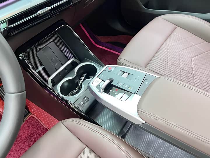 Фото 28 - BMW X1