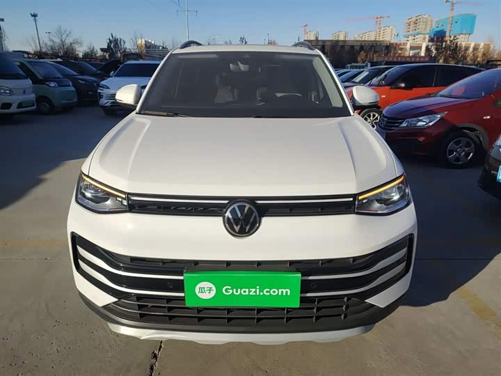 Фото 3 - Volkswagen Tharu