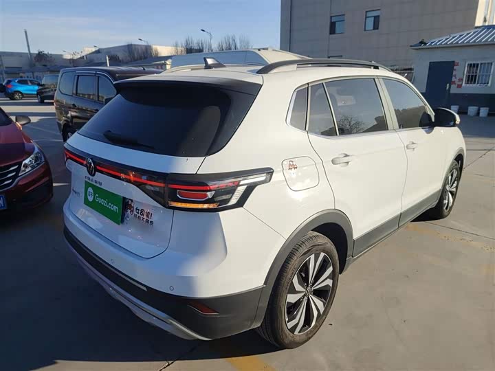 Фото 7 - Volkswagen Tharu