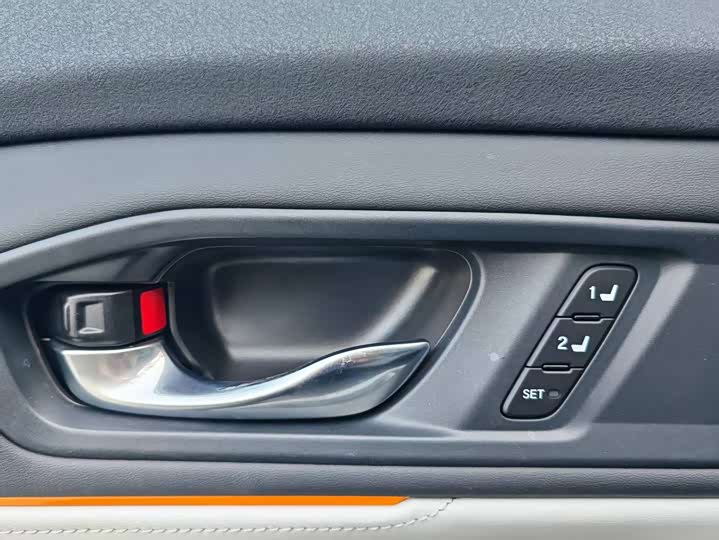 Фото 13 - Honda Inspire Hybrid