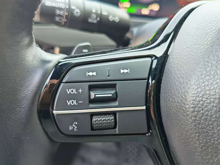 Фото 15 - Honda Inspire Hybrid