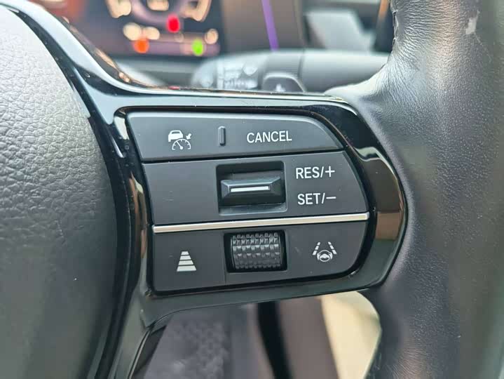 Фото 16 - Honda Inspire Hybrid