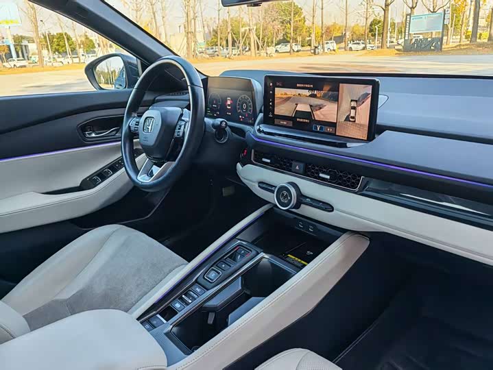 Фото 29 - Honda Inspire Hybrid