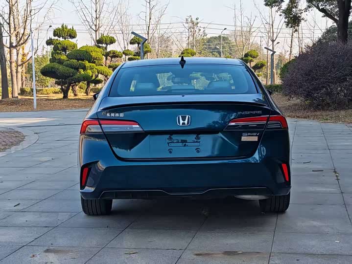 Фото 5 - Honda Inspire Hybrid