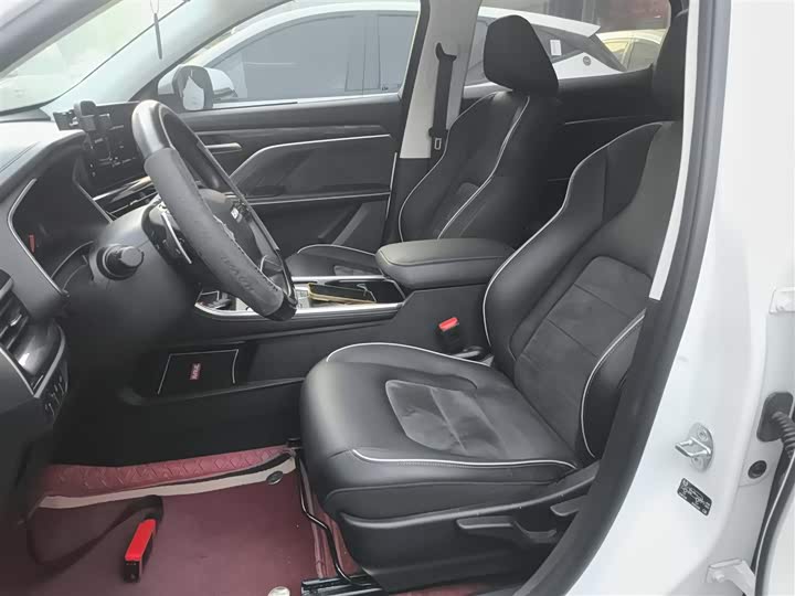 Фото 15 - Haval H6