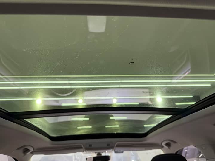 Фото 23 - Volkswagen Tayron