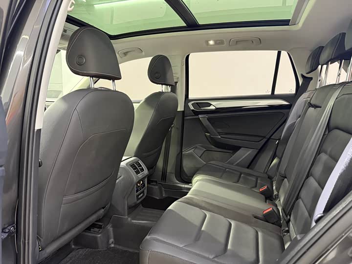 Фото 8 - Volkswagen Tayron