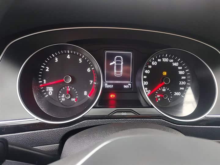 Фото 12 - Volkswagen Magotan