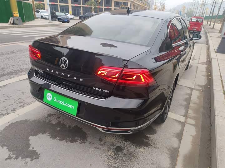 Фото 7 - Volkswagen Magotan