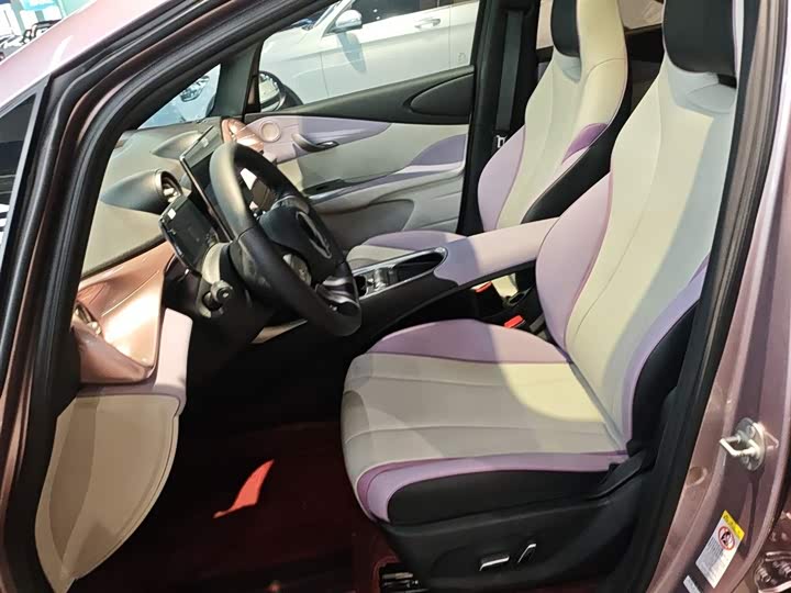 Фото 15 - BYD Dolphin