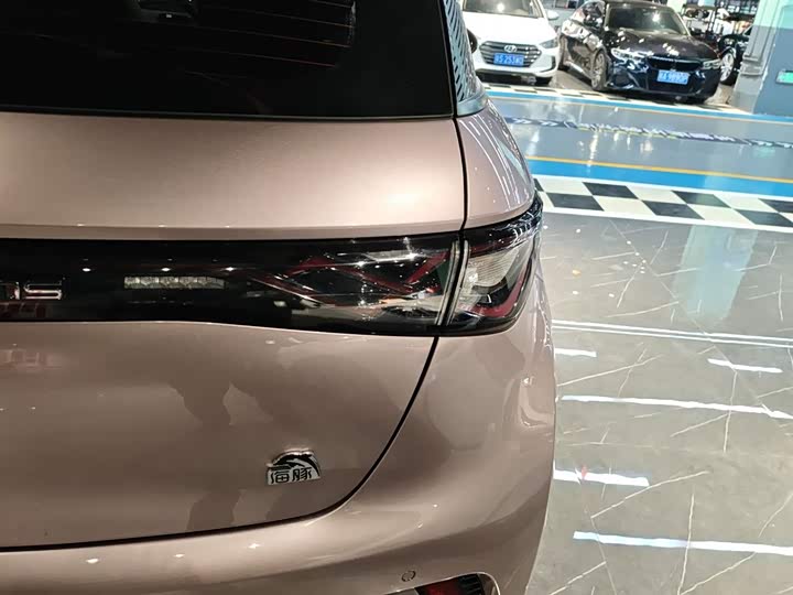 Фото 8 - BYD Dolphin