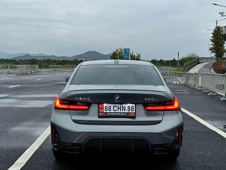 Фото 10 - BMW 3 Series