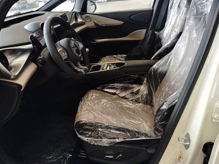 Фото 15 - BYD Dolphin