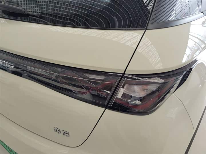 Фото 8 - BYD Dolphin