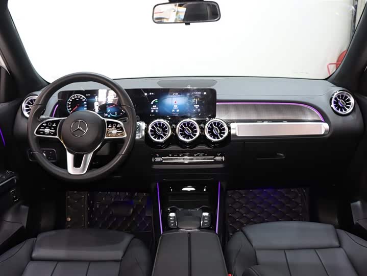 Фото 12 - Mercedes-Benz GLB-Class