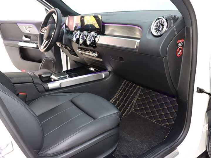 Фото 7 - Mercedes-Benz GLB-Class