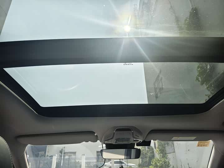 Фото 11 - Geely Preface