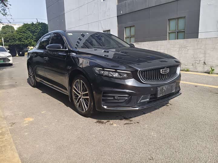 Фото 3 - Geely Preface