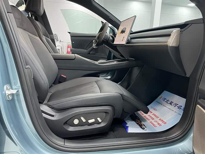 Фото 9 - Nio Onvo L60