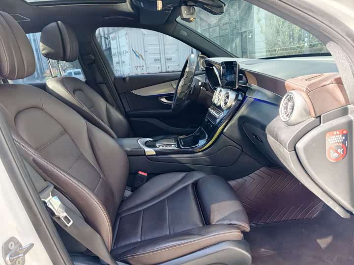 Фото 11 - Mercedes-Benz GLC-Class