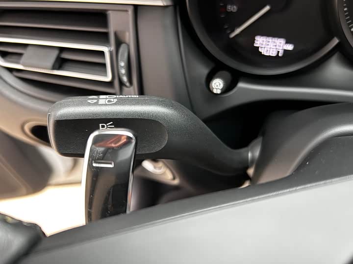 Фото 11 - Porsche Macan