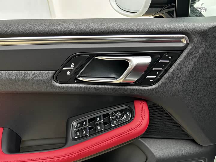 Фото 6 - Porsche Macan