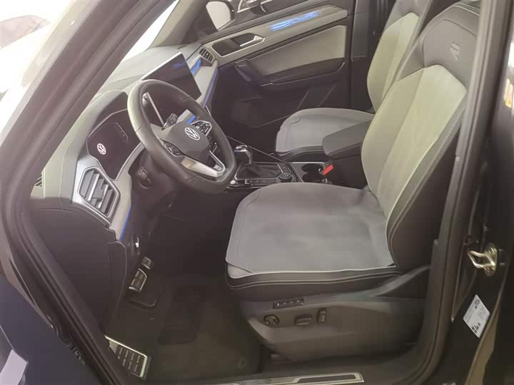 Фото 15 - Volkswagen Tayron