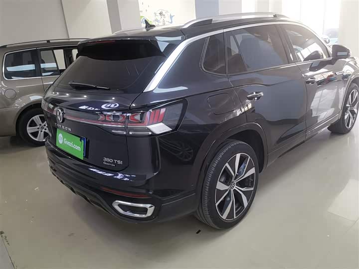 Фото 7 - Volkswagen Tayron