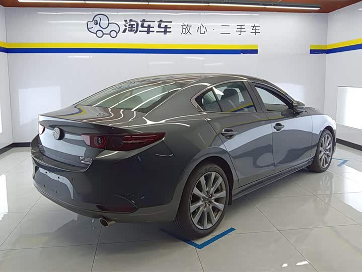 Фото 3 - Mazda 3 (Axela)
