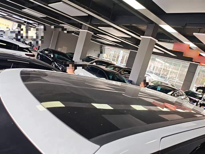 Фото 27 - XPeng X9