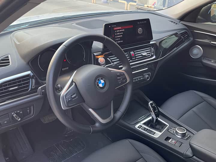 Фото 11 - BMW 1 Series