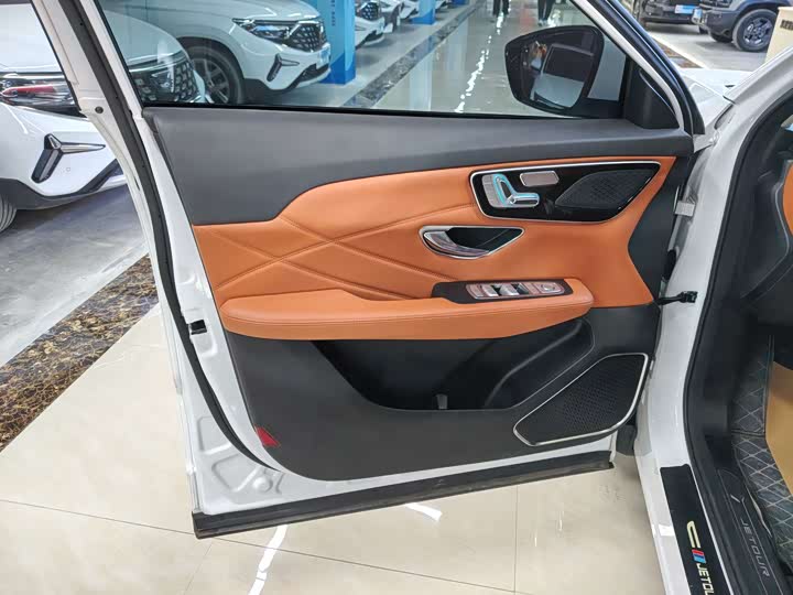 Фото 17 - Jetour X70 Plus