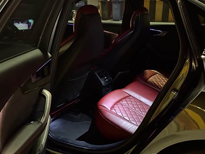 Фото 6 - Audi S4