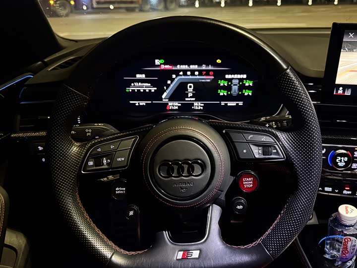 Фото 8 - Audi S4