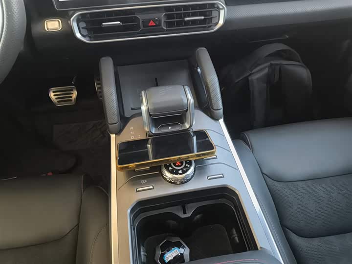 Фото 14 - Jetour T2