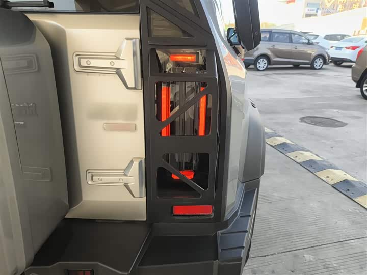 Фото 8 - Jetour T2