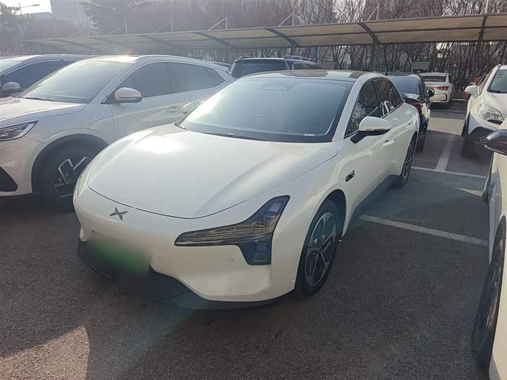 Фото 1 - XPeng Mona M03