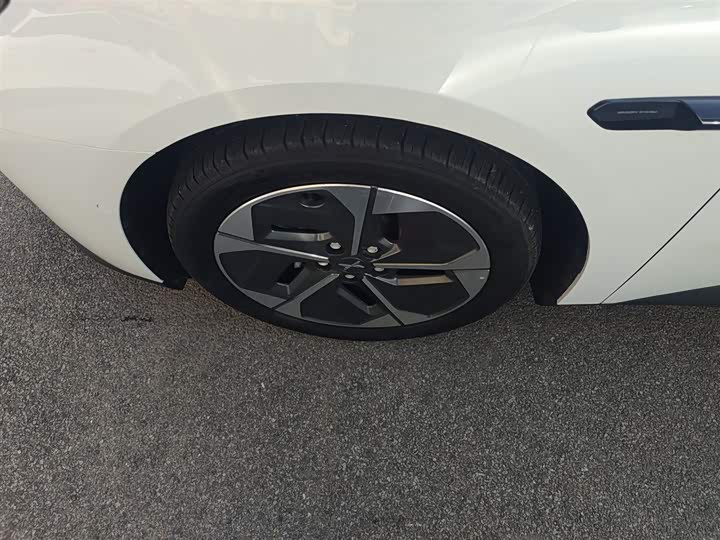 Фото 23 - XPeng Mona M03