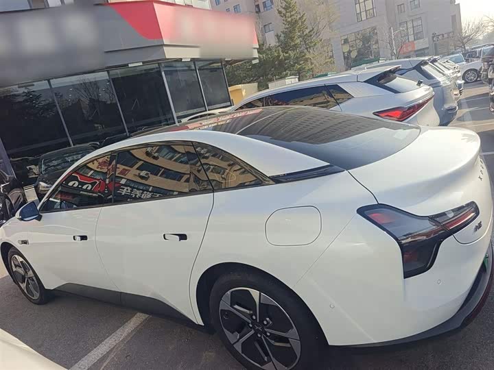 Фото 5 - XPeng Mona M03