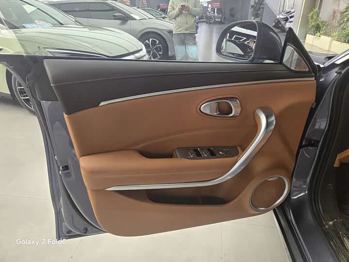 Фото 5 - Ora Lightning Cat (07)