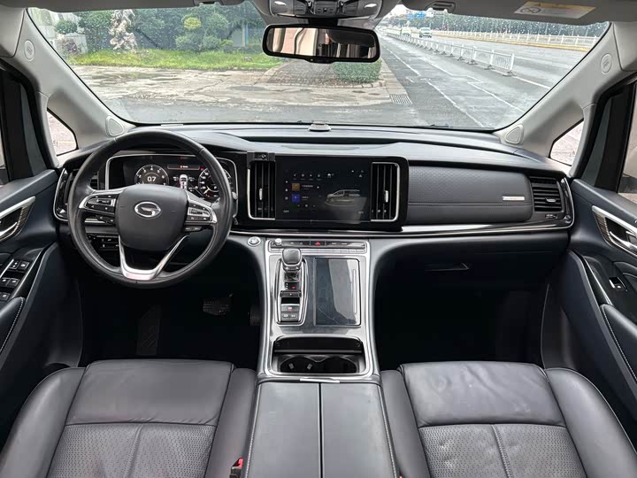 Фото 12 - GAC Trumpchi M8