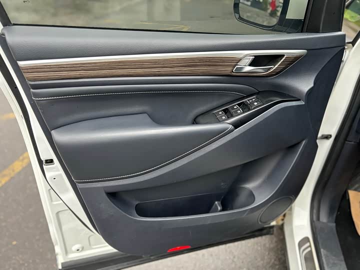 Фото 13 - GAC Trumpchi M8