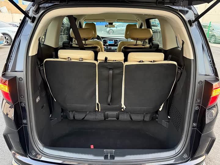 Фото 25 - Honda Odyssey