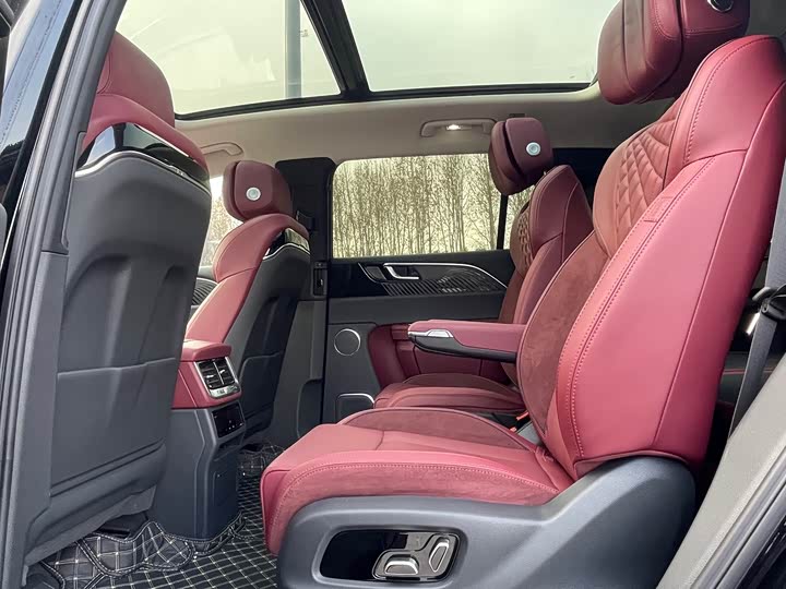 Фото 10 - Hongqi E-HS9