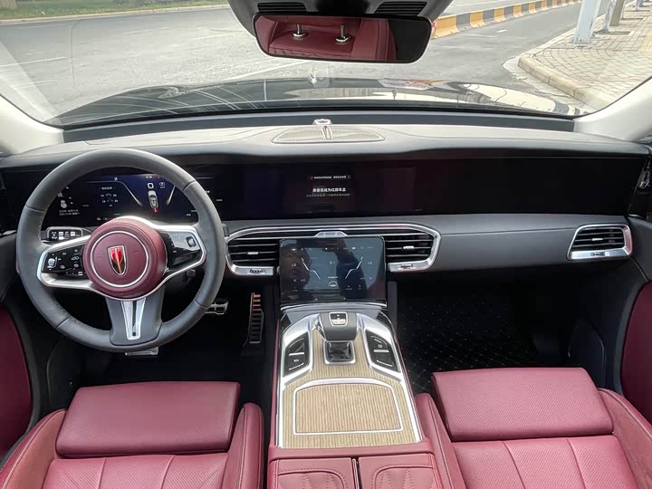 Фото 8 - Hongqi E-HS9