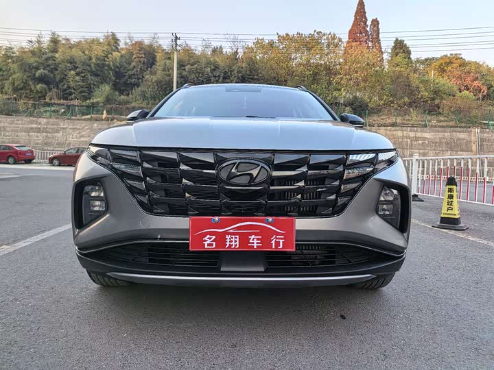 Фото 2 - Hyundai Tucson L